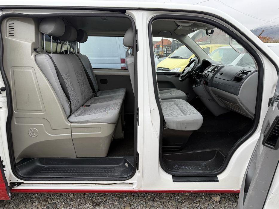 Vw transporter t5 mixt facelift de 19 Tdi cu Ac