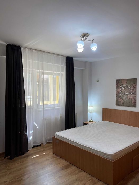 Inchiriez Garsoniera decomandata Bdul Brancoveanu, Zona Alunisului , sector 4
