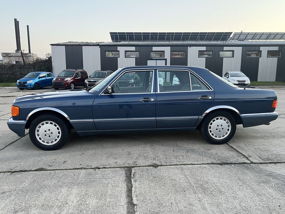 Mercedes Benz W126 300SE