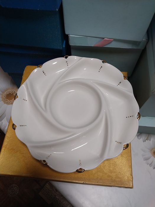 продам посуду для торжество