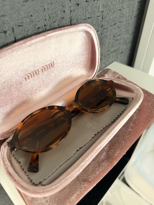Miu miu слънчеви очила