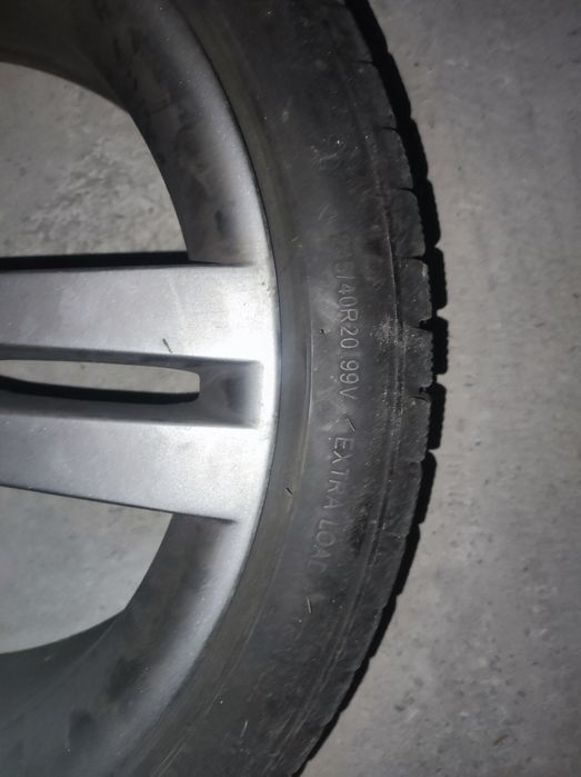 Гуми зимни с джанти за мерцедес GLK