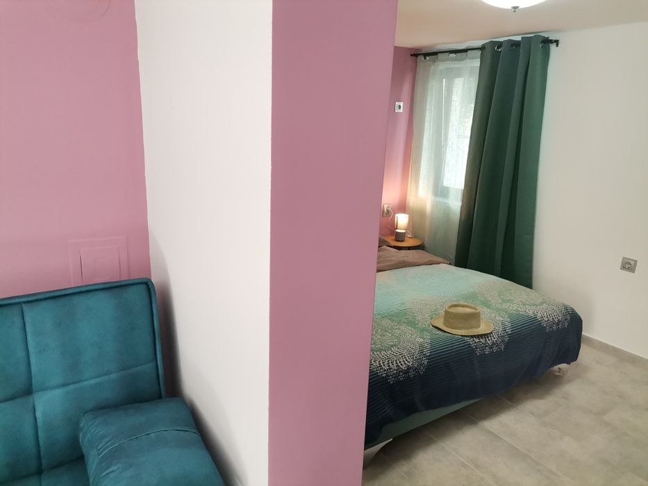 Дава се под наем Едностаен апартамент в Созопол - 40 кв.м за 61.2 € - Снимка #1