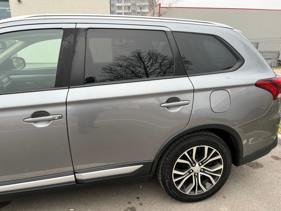 Mitsubishi Outlander V6