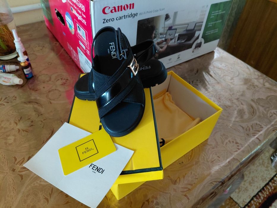 Детская обувь FENDI оригинал