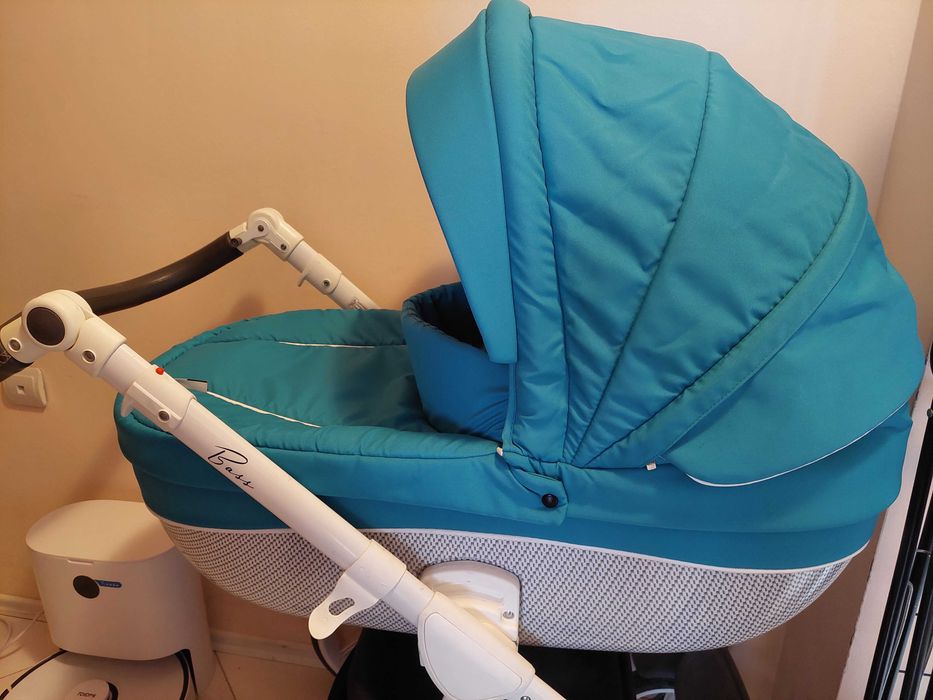 Полска бебешка количка 2 в 1