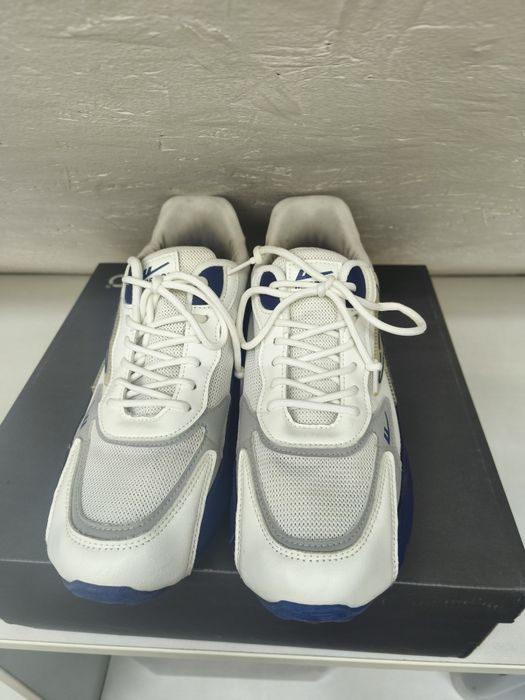 Кроссовки бренда Warrior