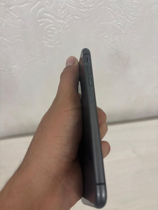 Iphone 11 64gb царапины из минусов
