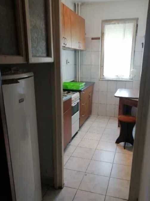 Дава се под наем Тристаен апартамент в Пловдив, Мараша - 90 кв.м за 306 € - Снимка #1