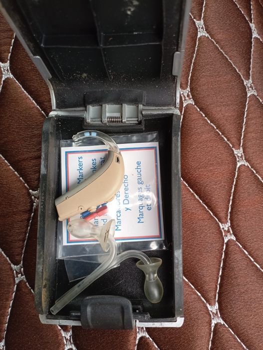 Продам слуховой аппарат