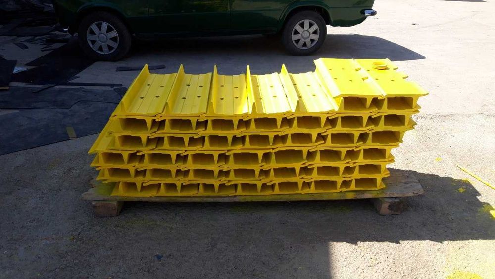 SHANTUI SD16 buldozeriga  bashmak gorni  bashmak yedirilmaydi sinmaydi