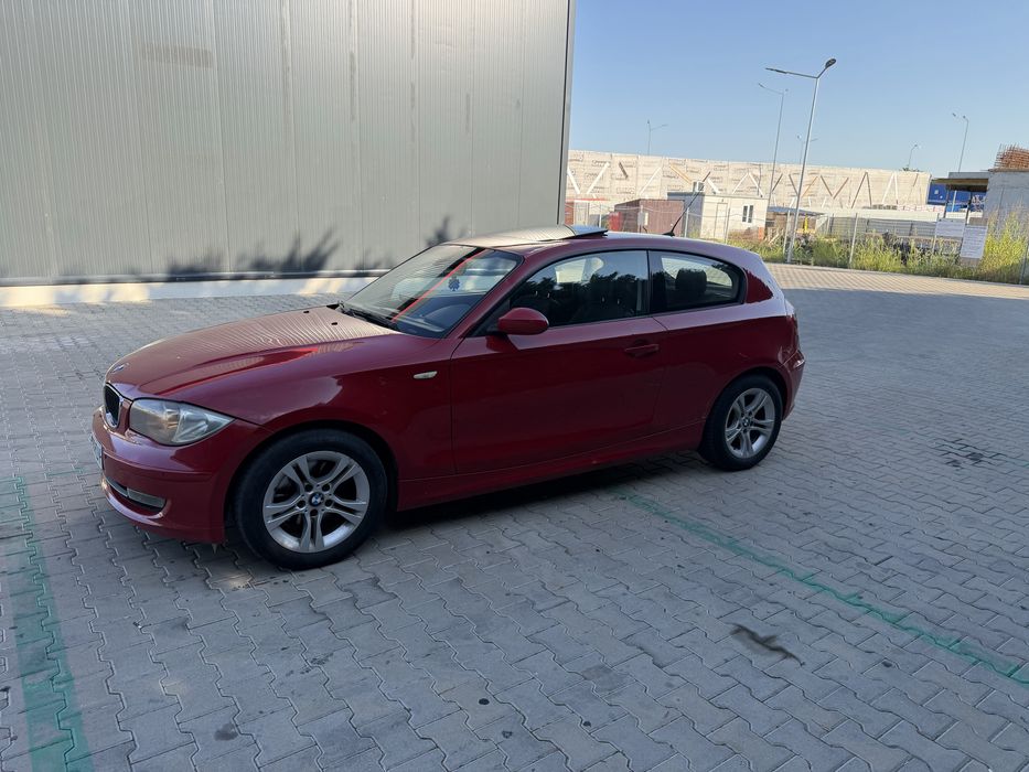 Vand seria 118D masina merge perfect