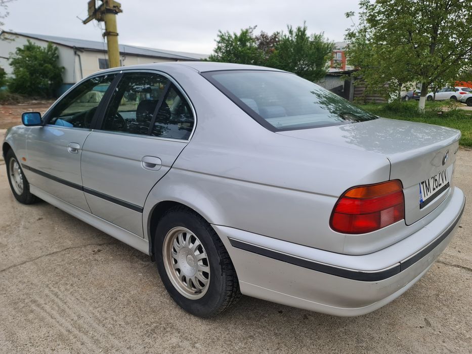 Vând BMW seria 5 , E 39 ,523 i