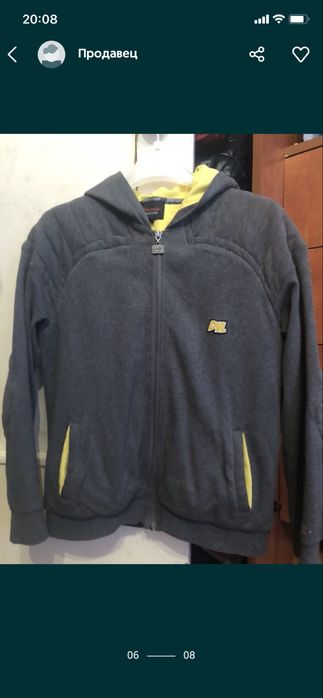 Толстовка  на молнии . Размер М