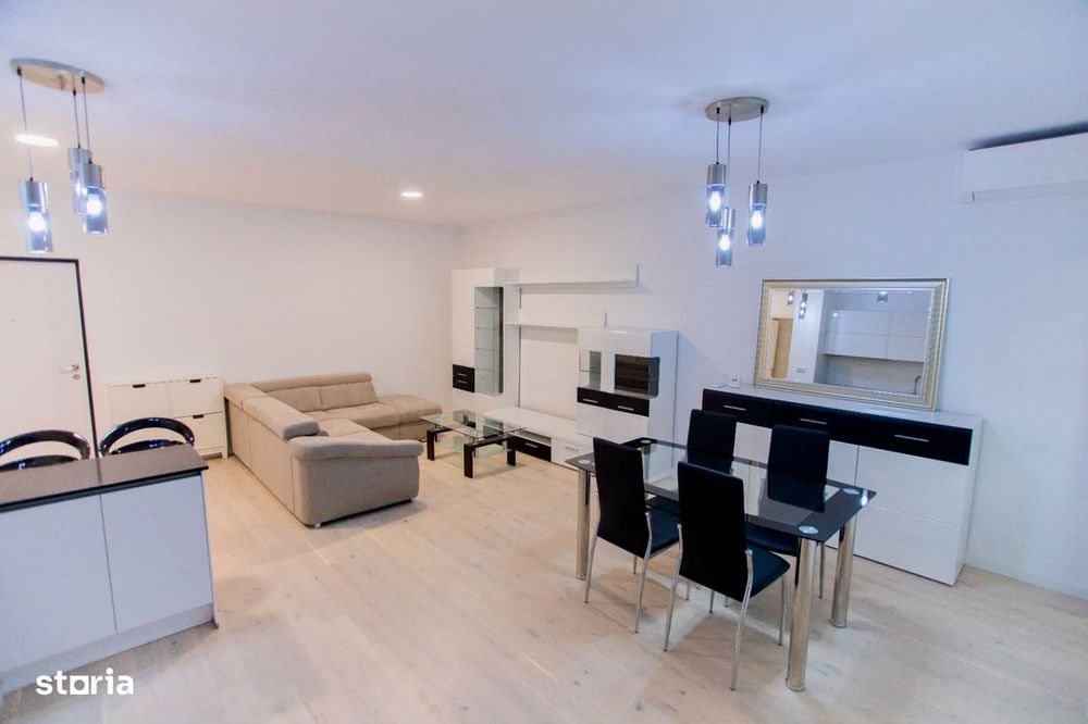 2 camere, parcare, Record Park