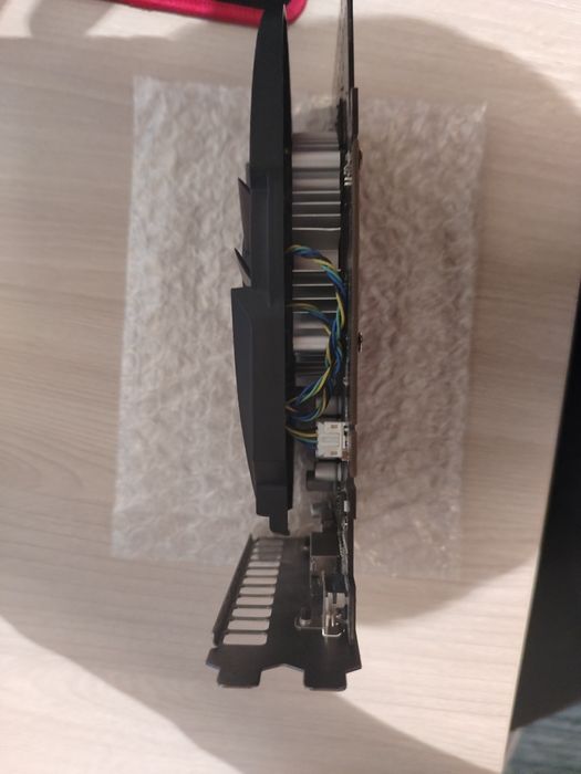 Видеокарта GTX 750 ti 2 GB