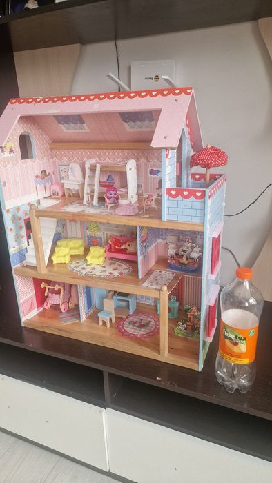 Домик для девочек