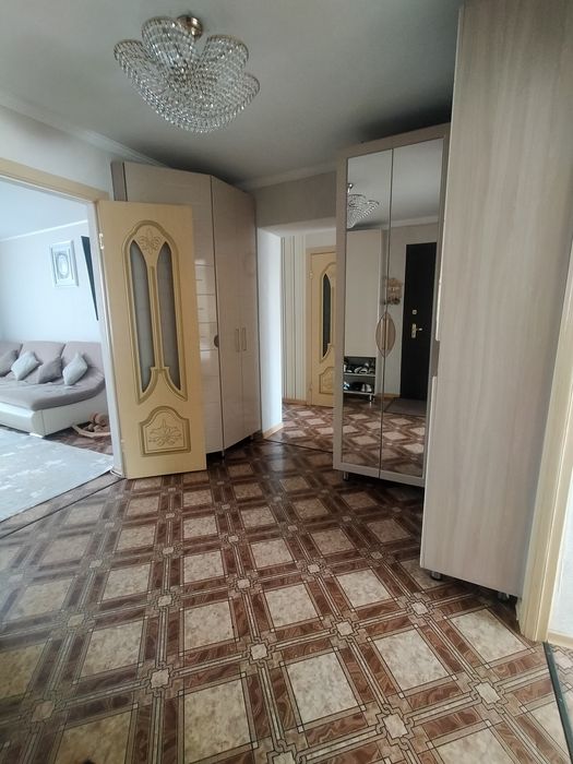 Продаю 4х комнатную квартиру