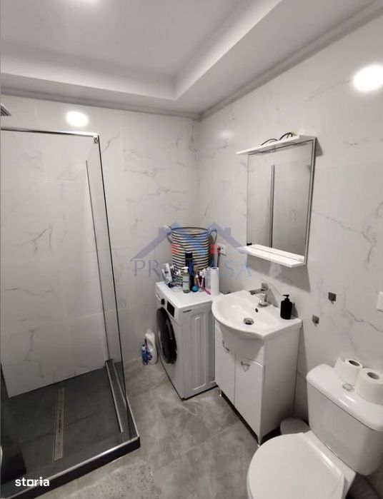 Apartament in bloc nou, 2 camere + birou, et.3, parcare,