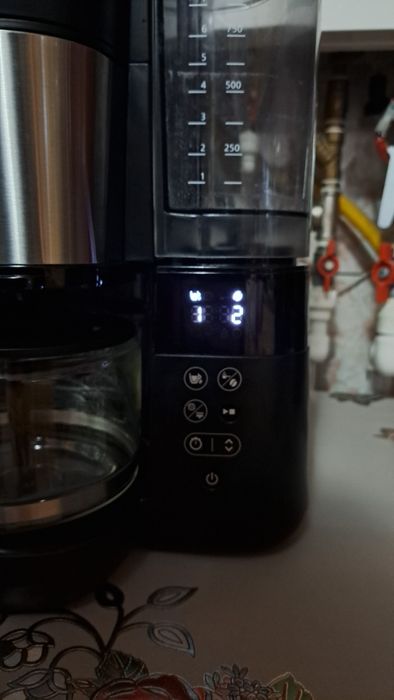 Philips All-in-1 Brew HD7900/50 cu râșniță integrată – folosită o singură dată, în cutia originală.