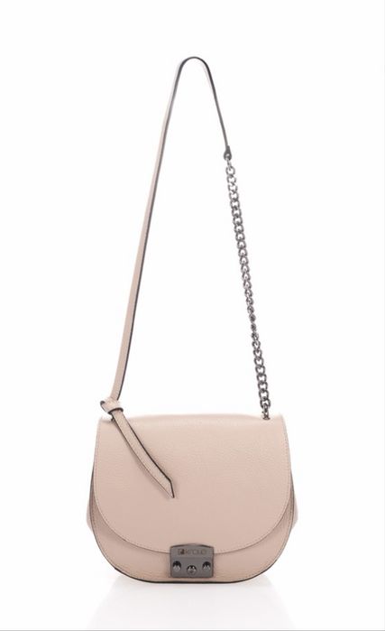 Дамска чанта от естествена кожа