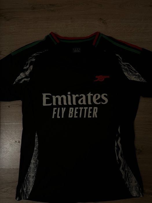 НОВ Arsenal екип