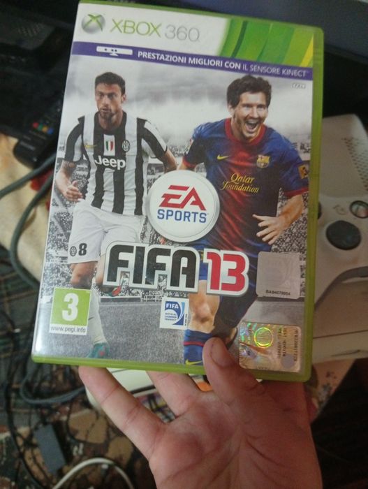 Vând Xbox 360,înstare foarte buna a fost folosit doar 3luni merge foar