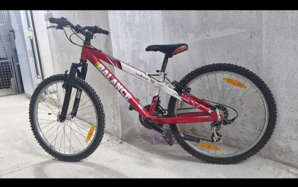 Bicicletă Balance Roți de 24 inc
