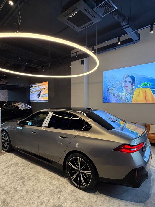 Продам BMW 530i xDrive G60 + официальная гарантия