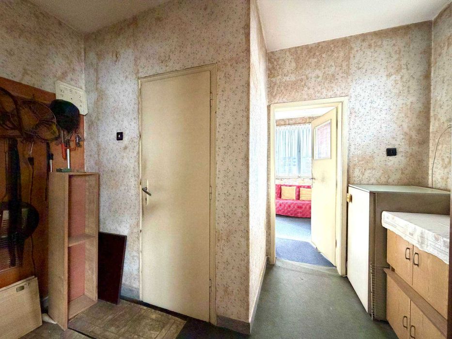 Продава се Двустаен апартамент в Велико Търново, Център - 45 кв.м за 850 €/кв.м - Снимка #7