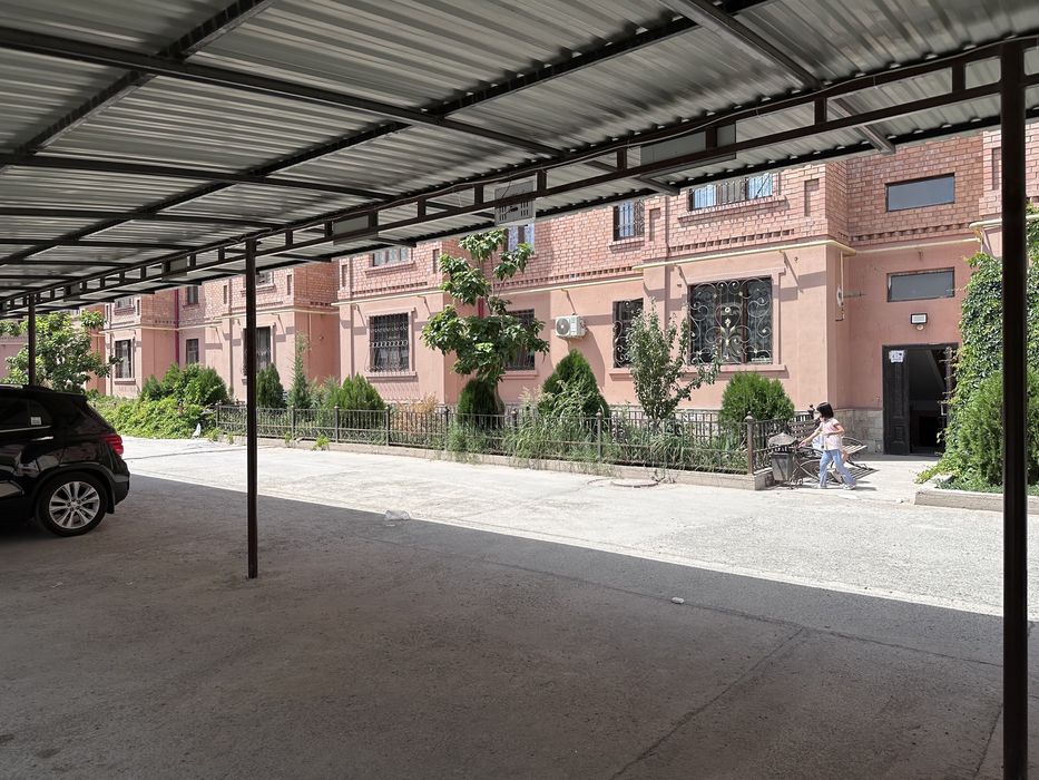 Продается 2-х комнатная квартира