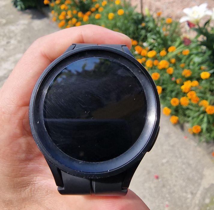 Vând Samsung Watch 5 Pro, model SM-R920, 45mm Black Titanium