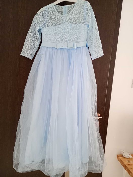 Rochita marimea 150, pentru 10-11 ani