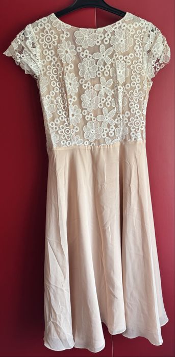 Rochie eleganta.