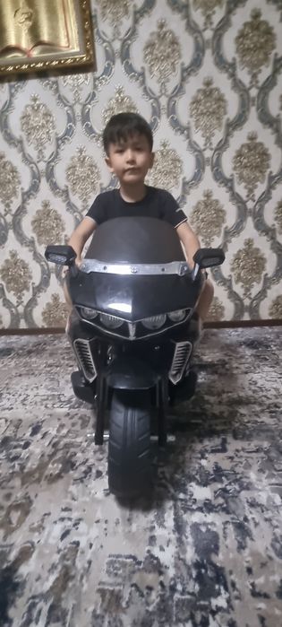 Болалар учун мотоцикл сотилади