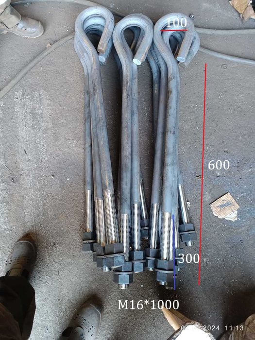 Фундаментный болт с загибом с крючком