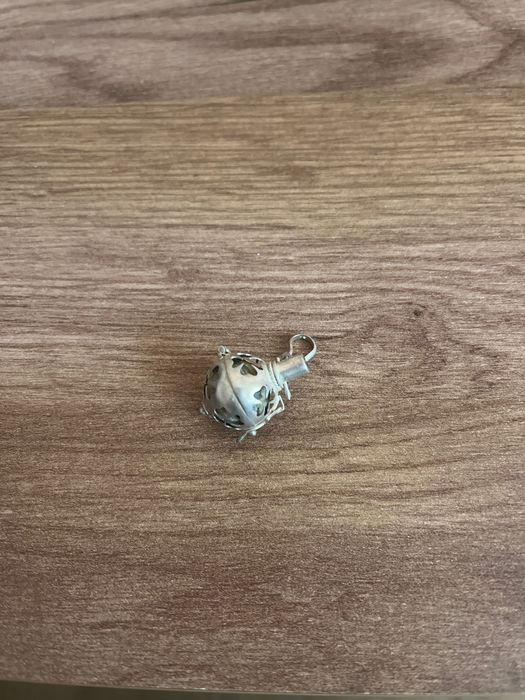 Сребърна висулка,