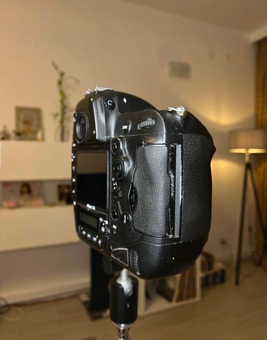 Nikon D4 shutter original