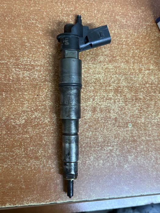 Дюза за БМВ BOSCH 7 796 042