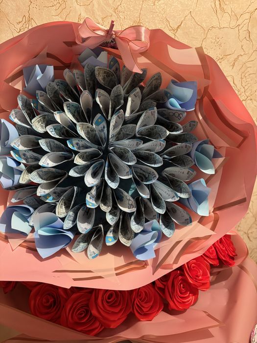 Денежный букет из 500 тенге