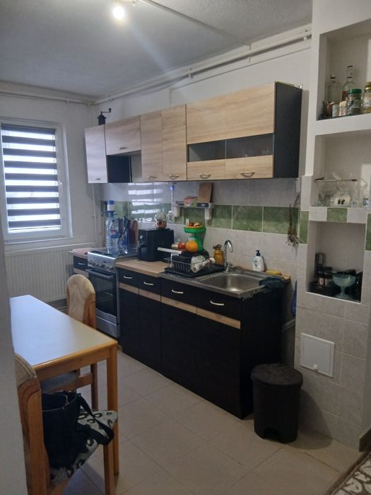 Apartament de vânzare cartier 1 Decembrie