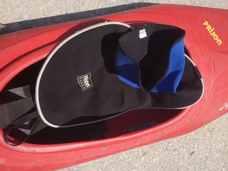 Продавам Кану Каяк