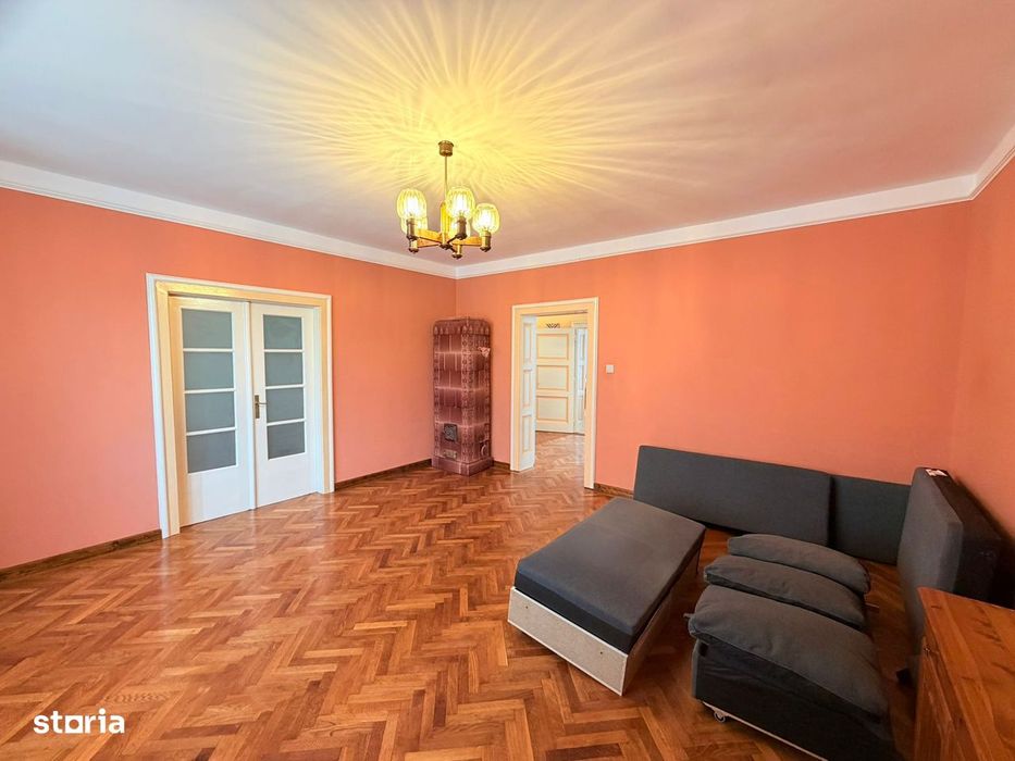 Apartament 3 camere de inchriat-Str. Victor Babes