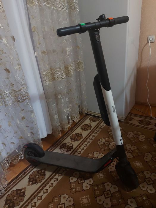 Самокат электрический пробег одной зарядкой 20-25 км