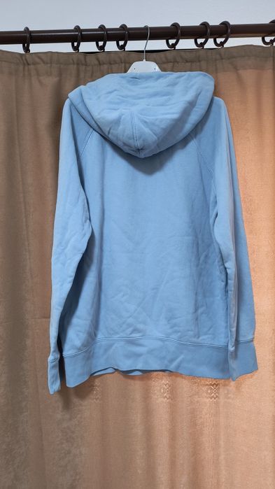 Vând Hanorac Levi's