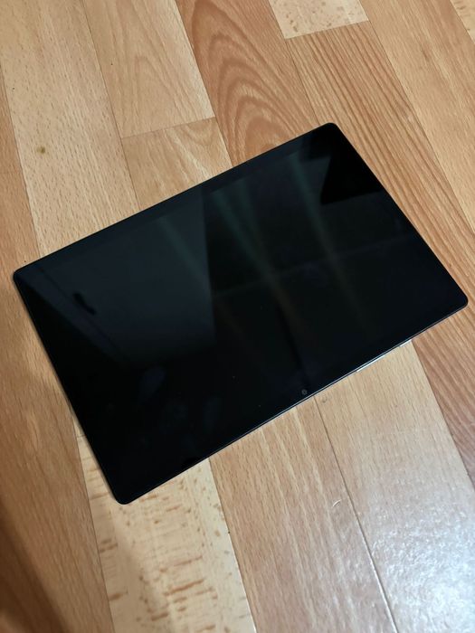 продам планшет galaxy tab a8