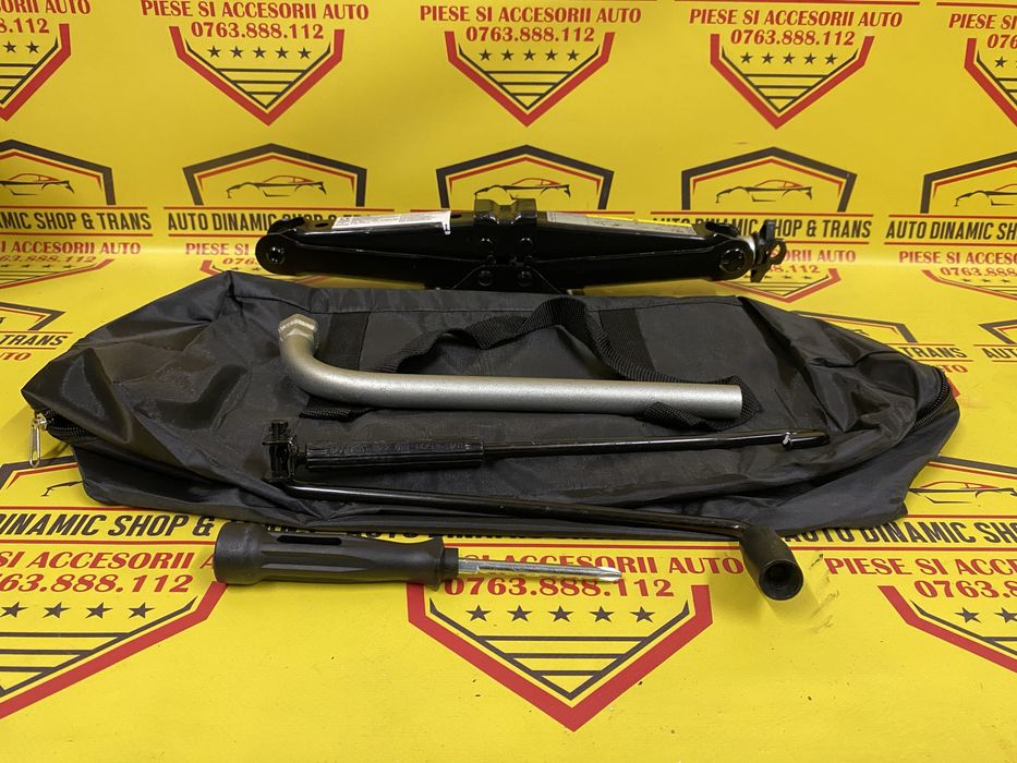 Cric auto OEM kit original Audi A3 cu coarba manivela husa