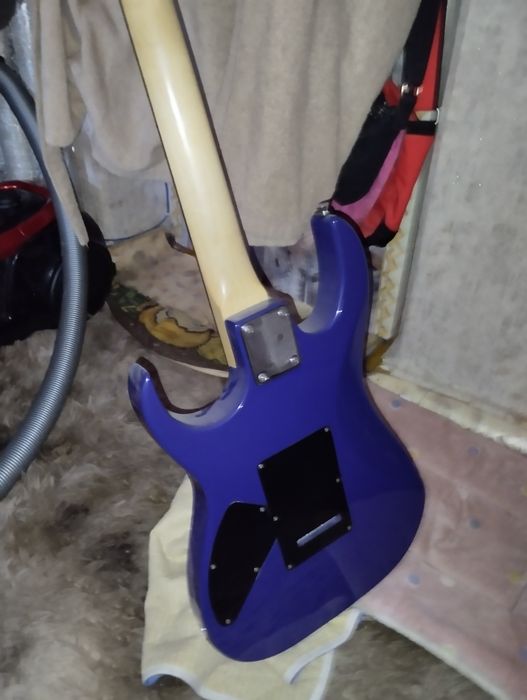 Срочно продам!!! Электрогитара Homage