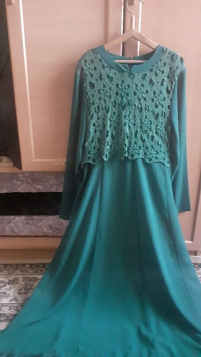 Продам платье 3000