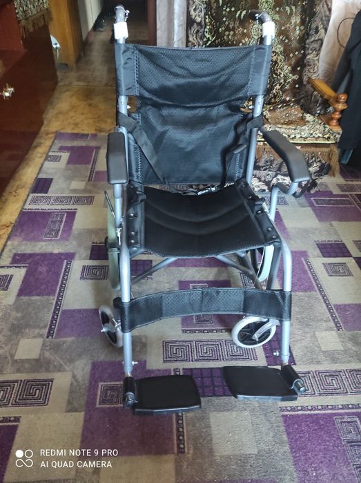 Кресло инвалидное